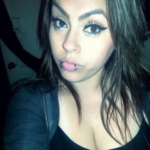 Meet your Posher, Aracely